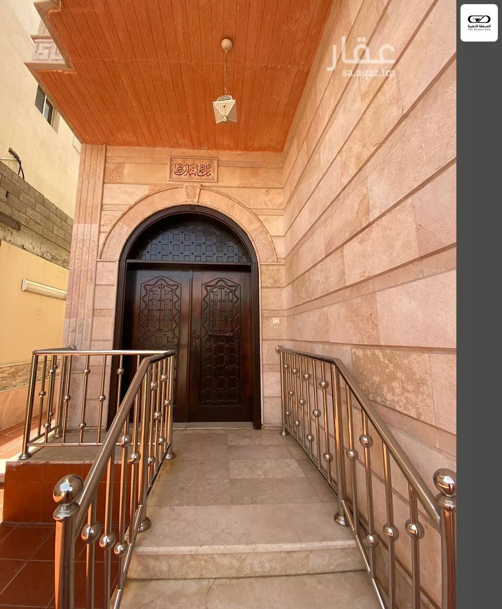 فيلا 6 غرف في النعيم 3