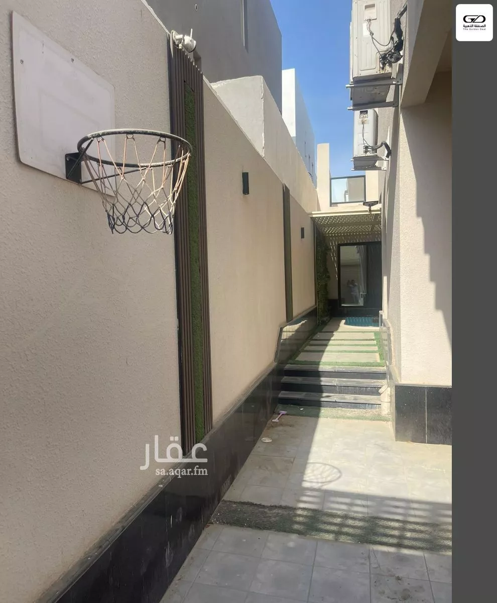 فيلا 8 غرف في الزمرد 3