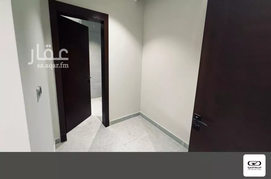 شقة 5 غرف في الصوارى 3