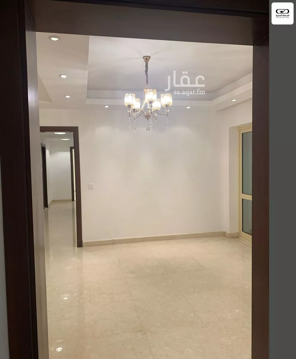 3 bedroom apartment in Al Shati, Jeddah 8