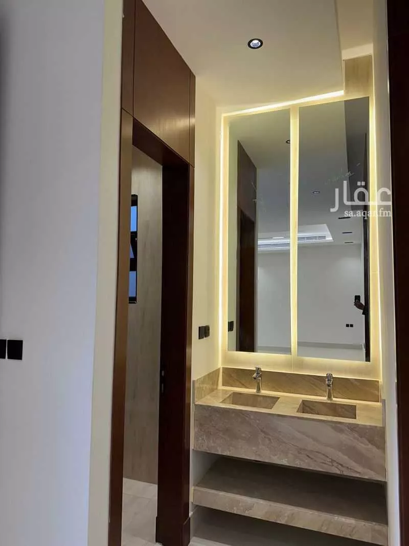 10 bedroom villa in Ar Rayan, Riyadh 6