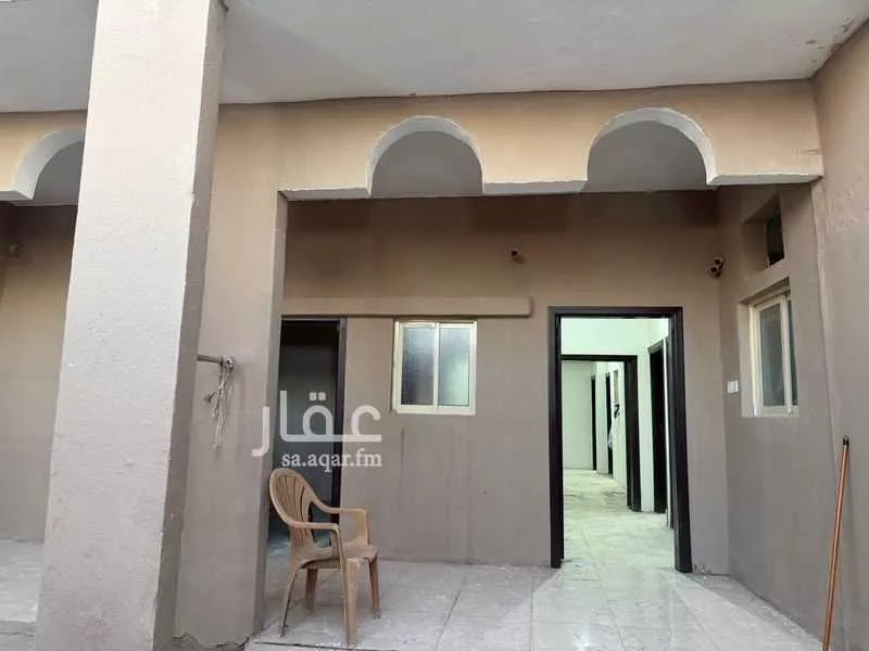 5 bedroom apartment in Ghubairah, Riyadh 4