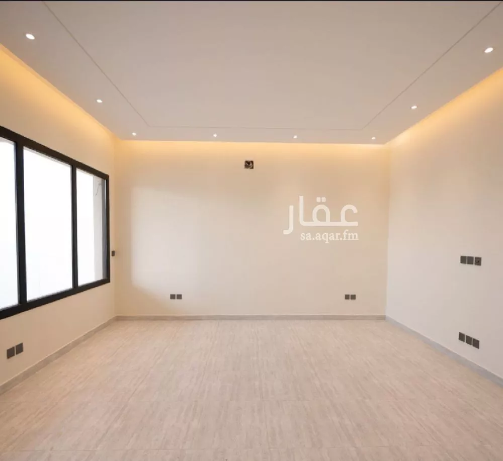 4 bedroom floor in Irqah 2
