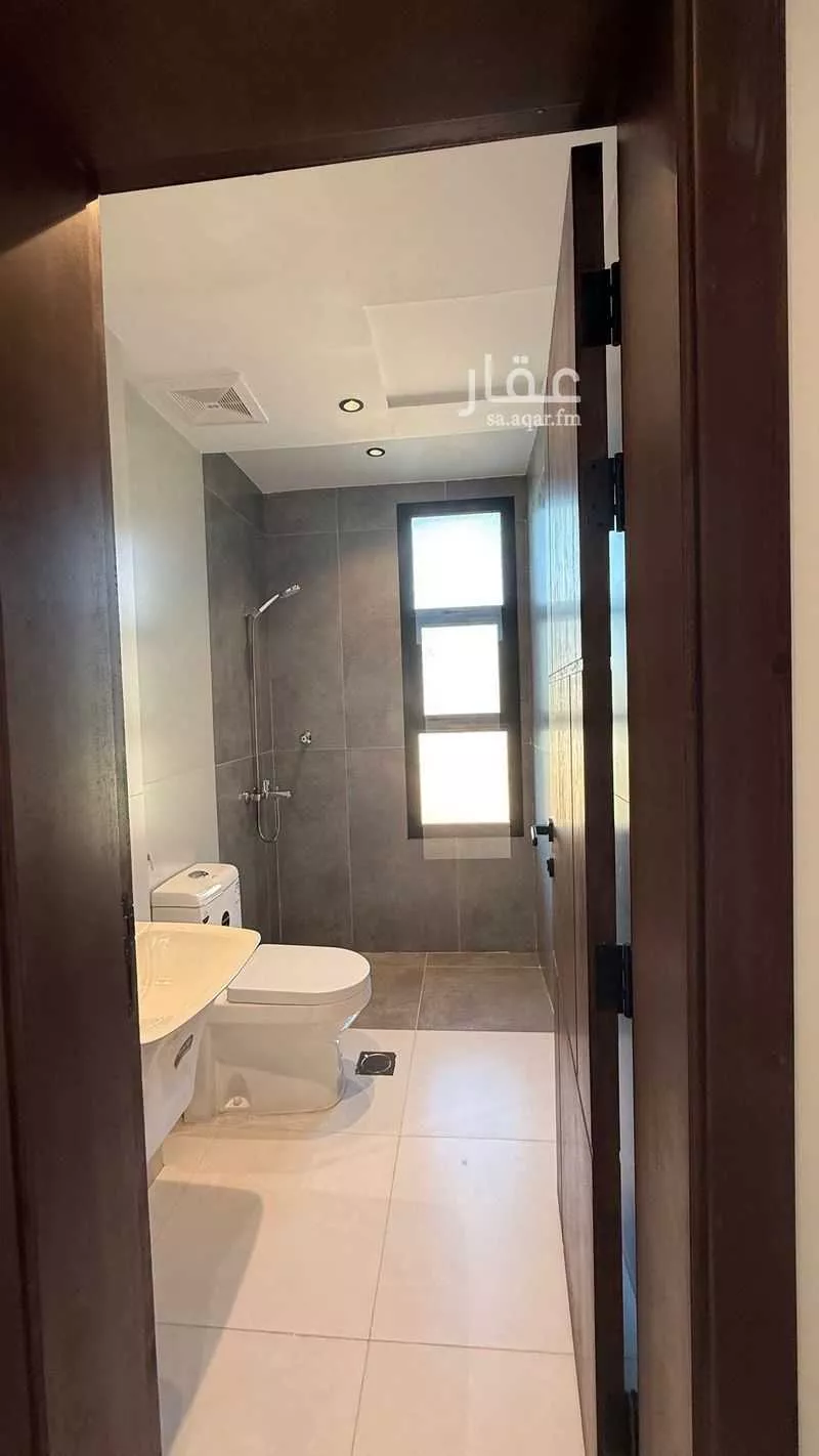 عمارة 147 م² في النزهة 2