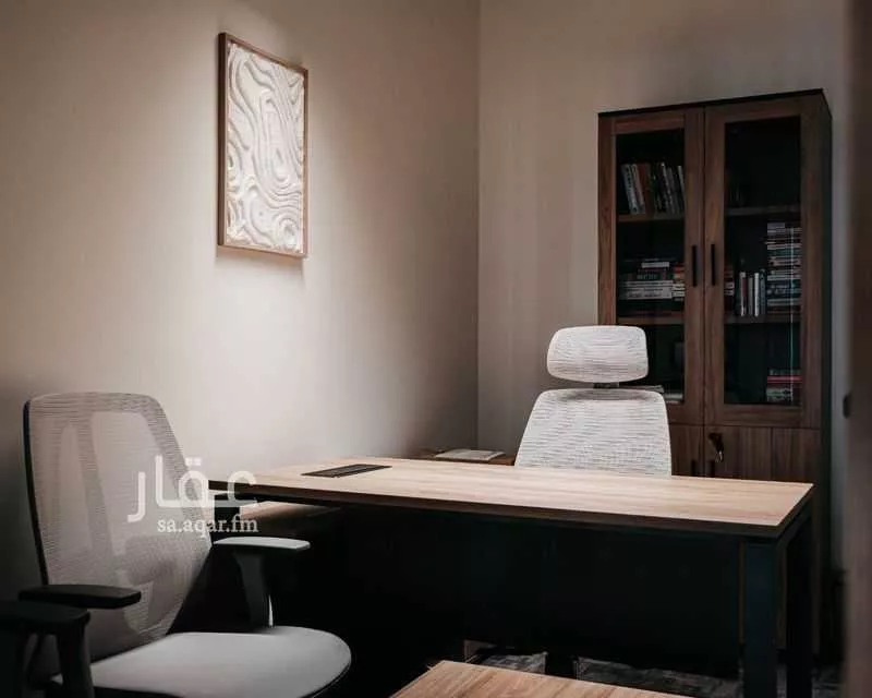 مكتب 8 م² في العليا 5