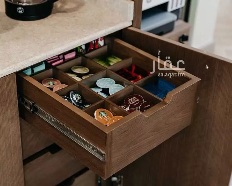 مكتب 22 م² في العليا 4