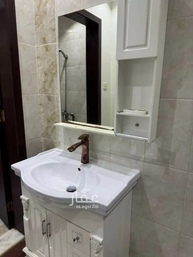 5 bedroom apartment in Al Yasmin 5