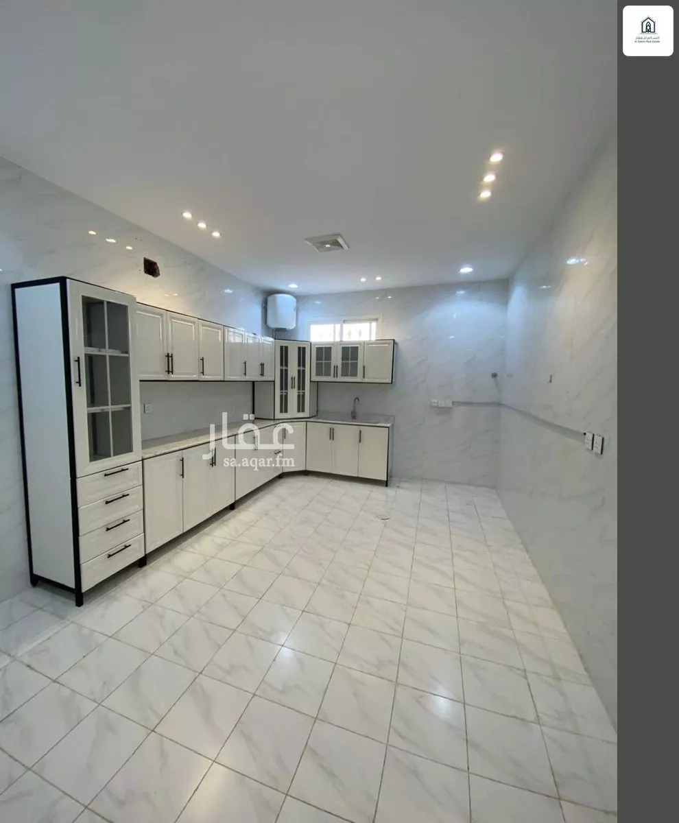 3 bedroom apartment in Dhahrat Laban 4