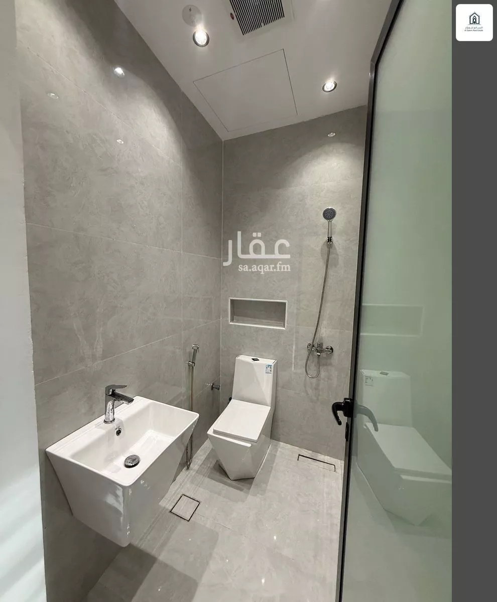 3 bedroom apartment in Dhahrat Laban 4