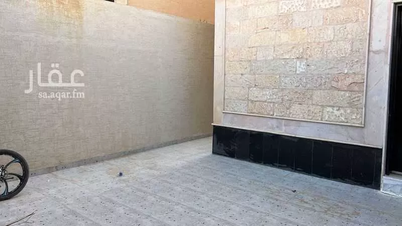 4 bedroom villa in Dhahrat Laban 2