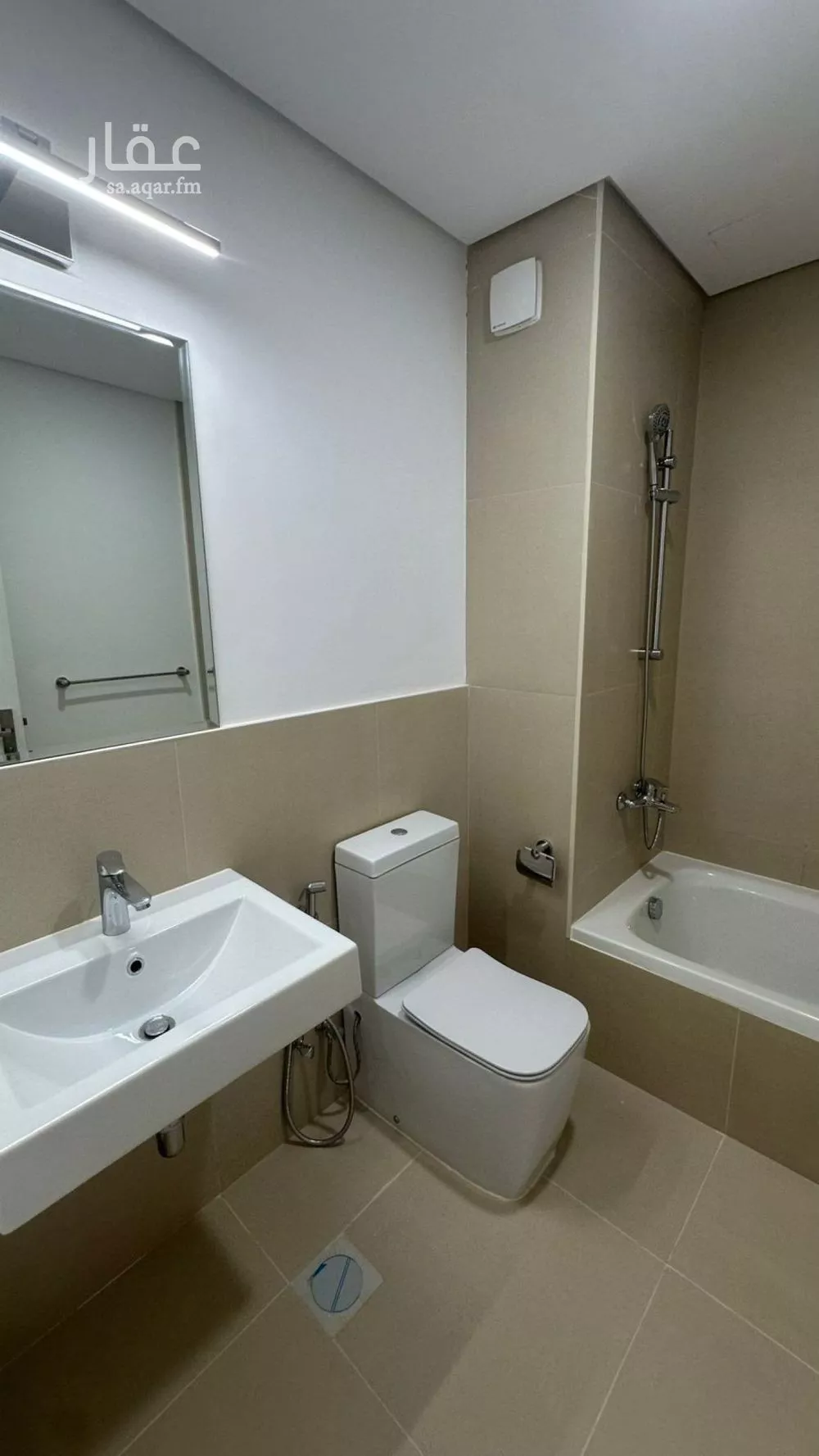 7 bedroom villa in Al Munsiyah, Riyadh 7