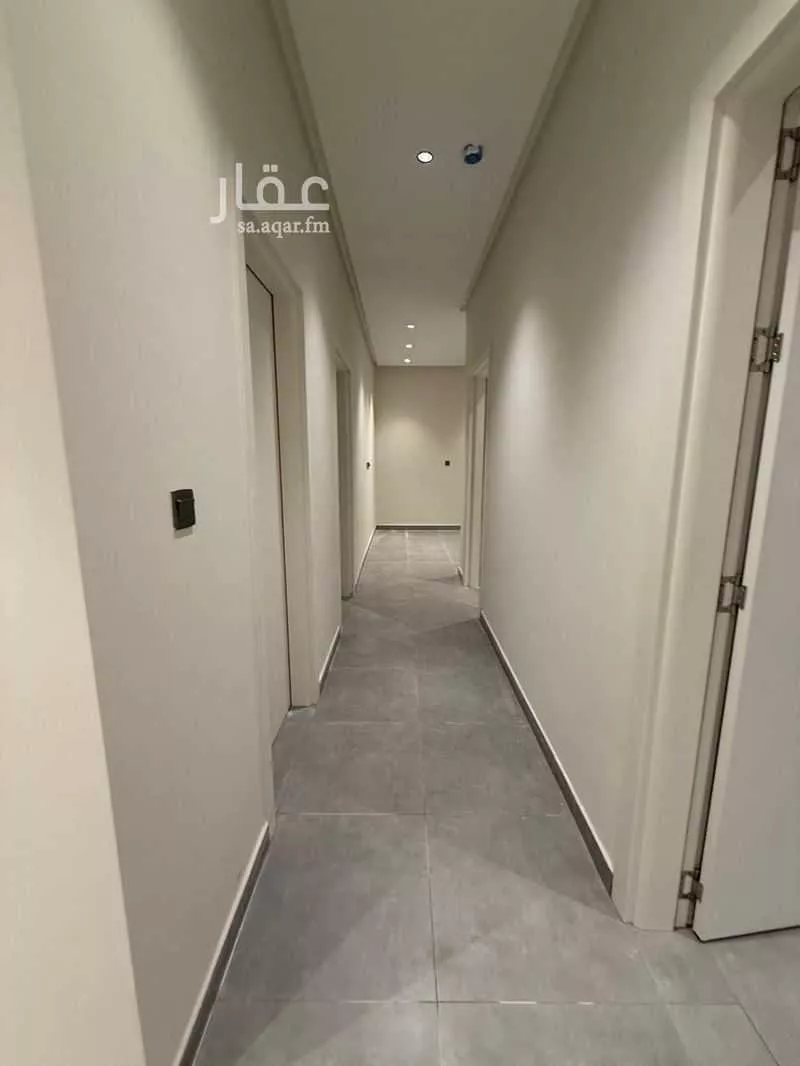 5 bedroom apartment in As Saadah, Riyadh 9