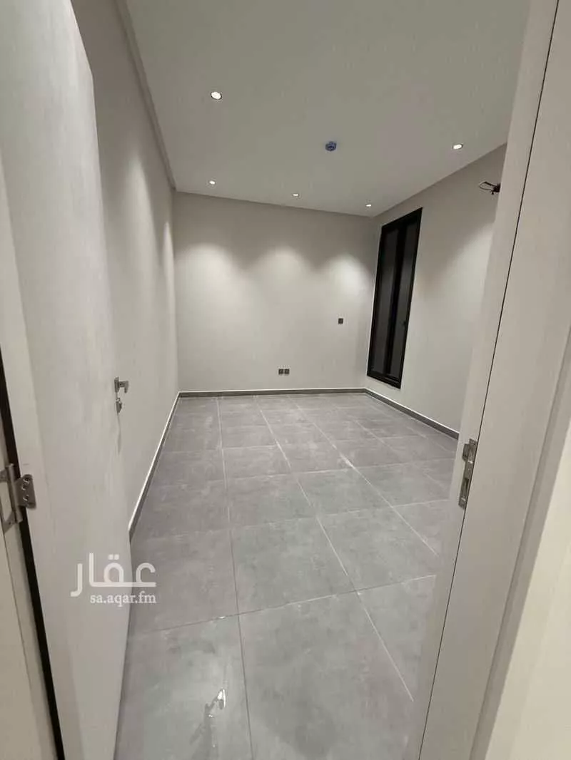 5 bedroom apartment in As Saadah, Riyadh 13