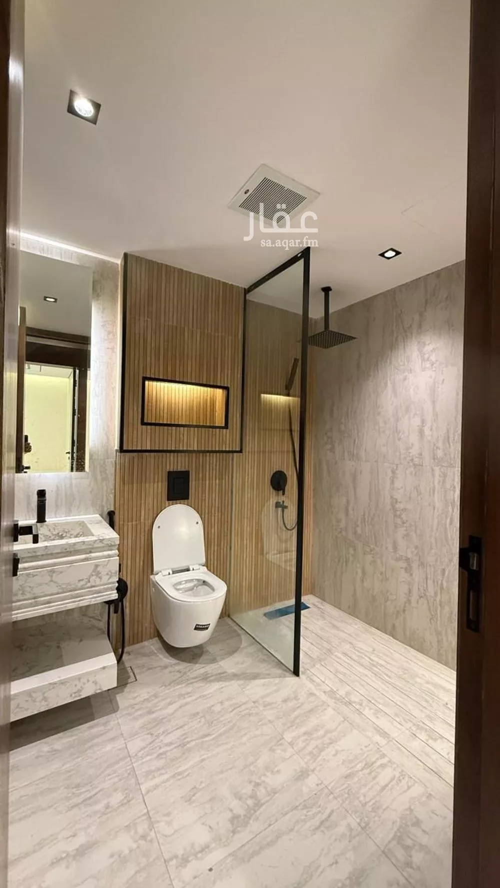 5 bedroom apartment in Al Qairawan, Riyadh 7