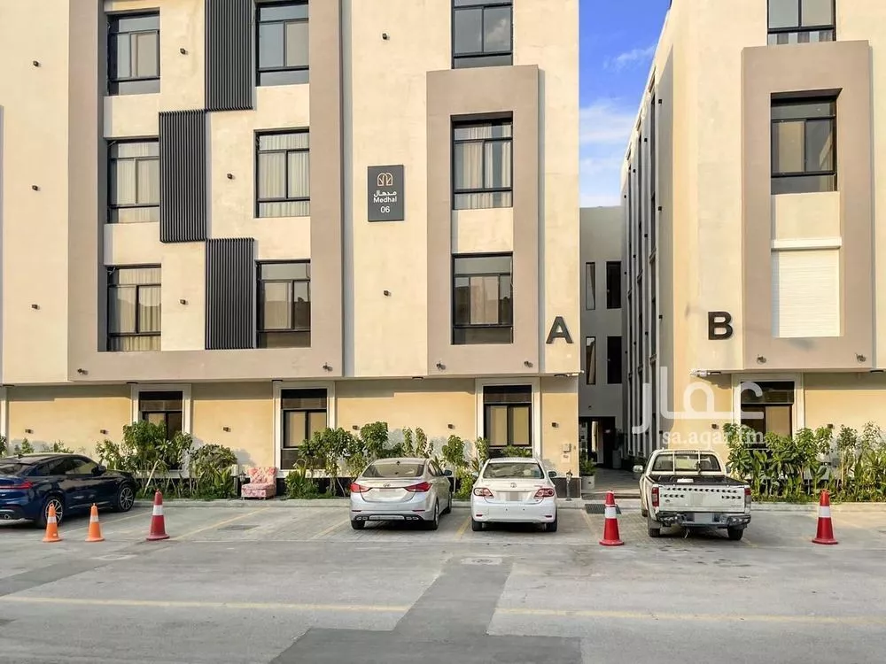 2 bedroom apartment in Al Aqiq 4