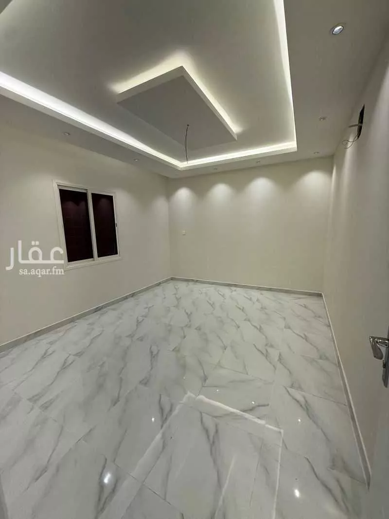 فيلا 5 غرف في ضاحية الملك فهد 2