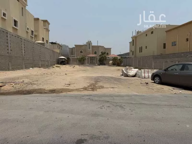 أرض 337 م² في النزهة 2