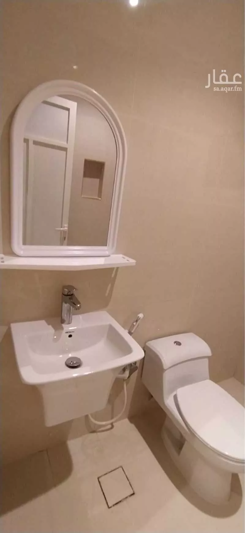 شقة 3 غرف في طيبة 5