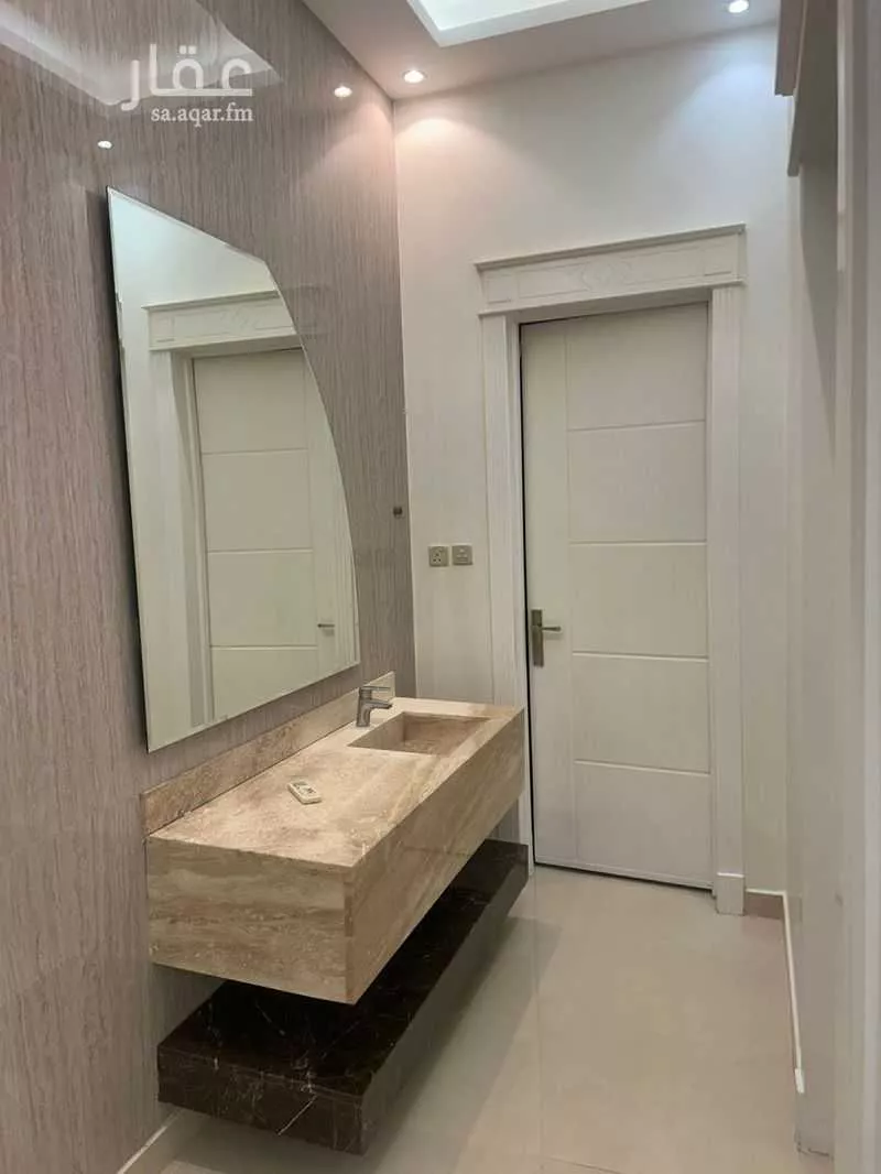 فيلا 5 غرف في النرجس 3