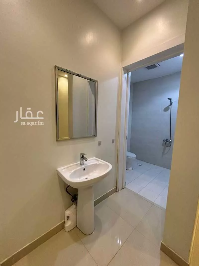 3 bedroom apartment in Dhahrat Laban, Riyadh 9