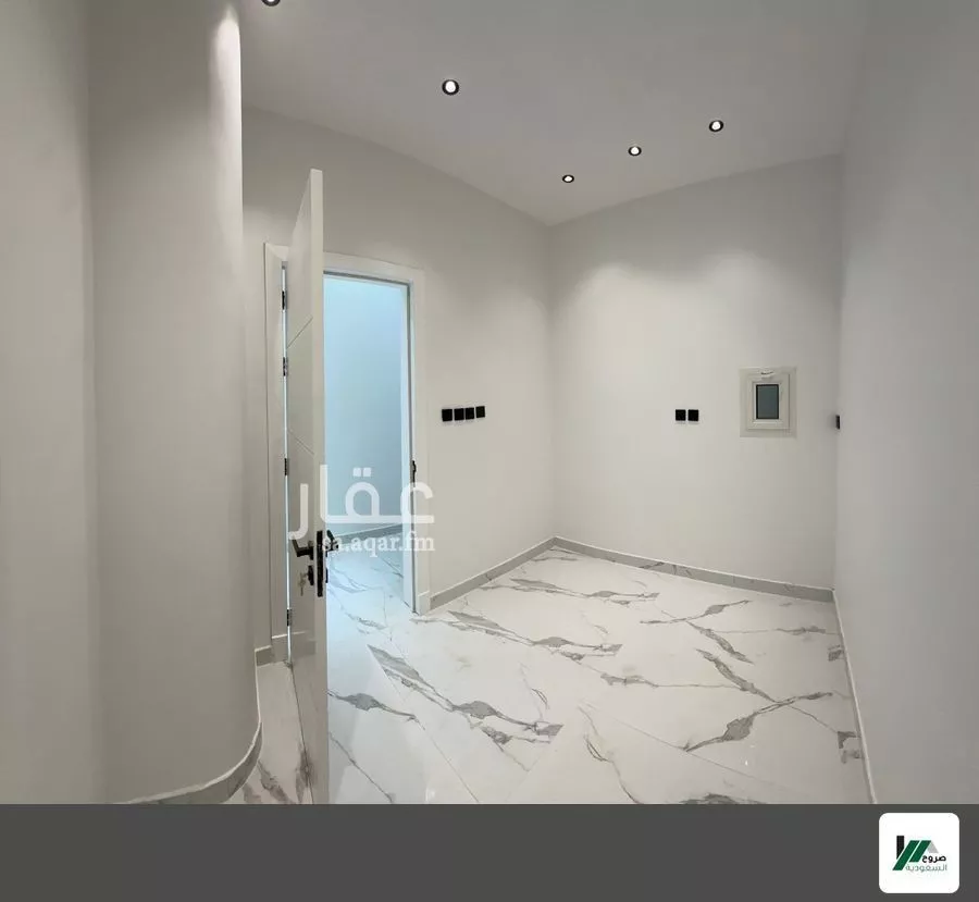 دور 3 غرف في العارض 3