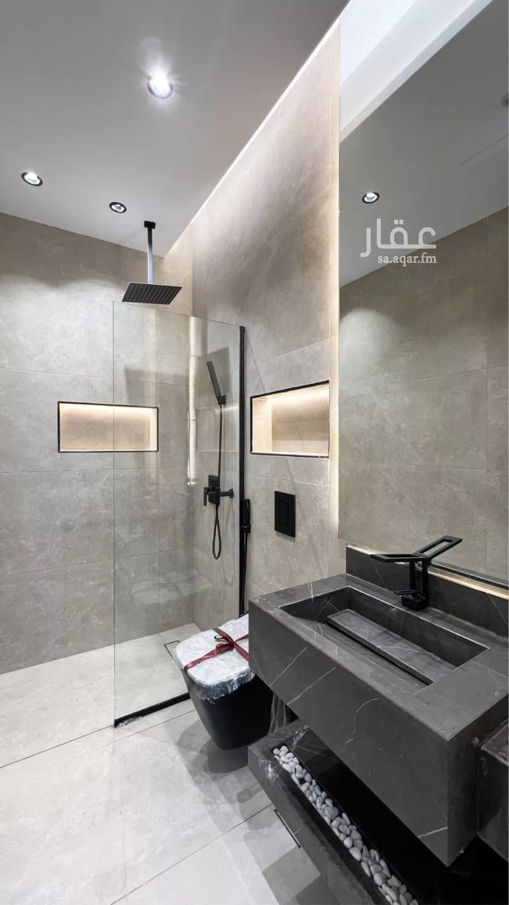 شقة 5 غرف في النهضة 4