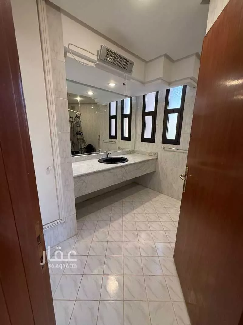 4 bedroom villa in Al Maseef, Riyadh 18