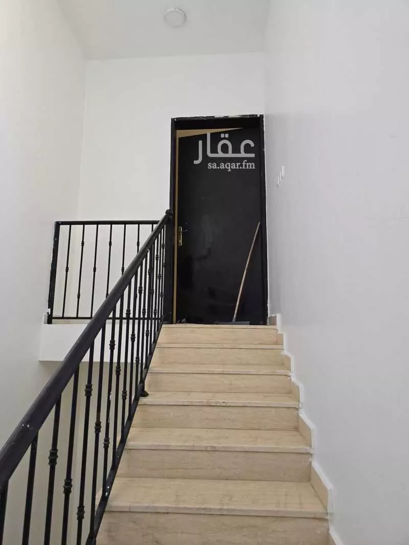 3 bedroom floor in Al Mahdiyyah 2