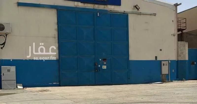 مستودع 2750 م² في المروة