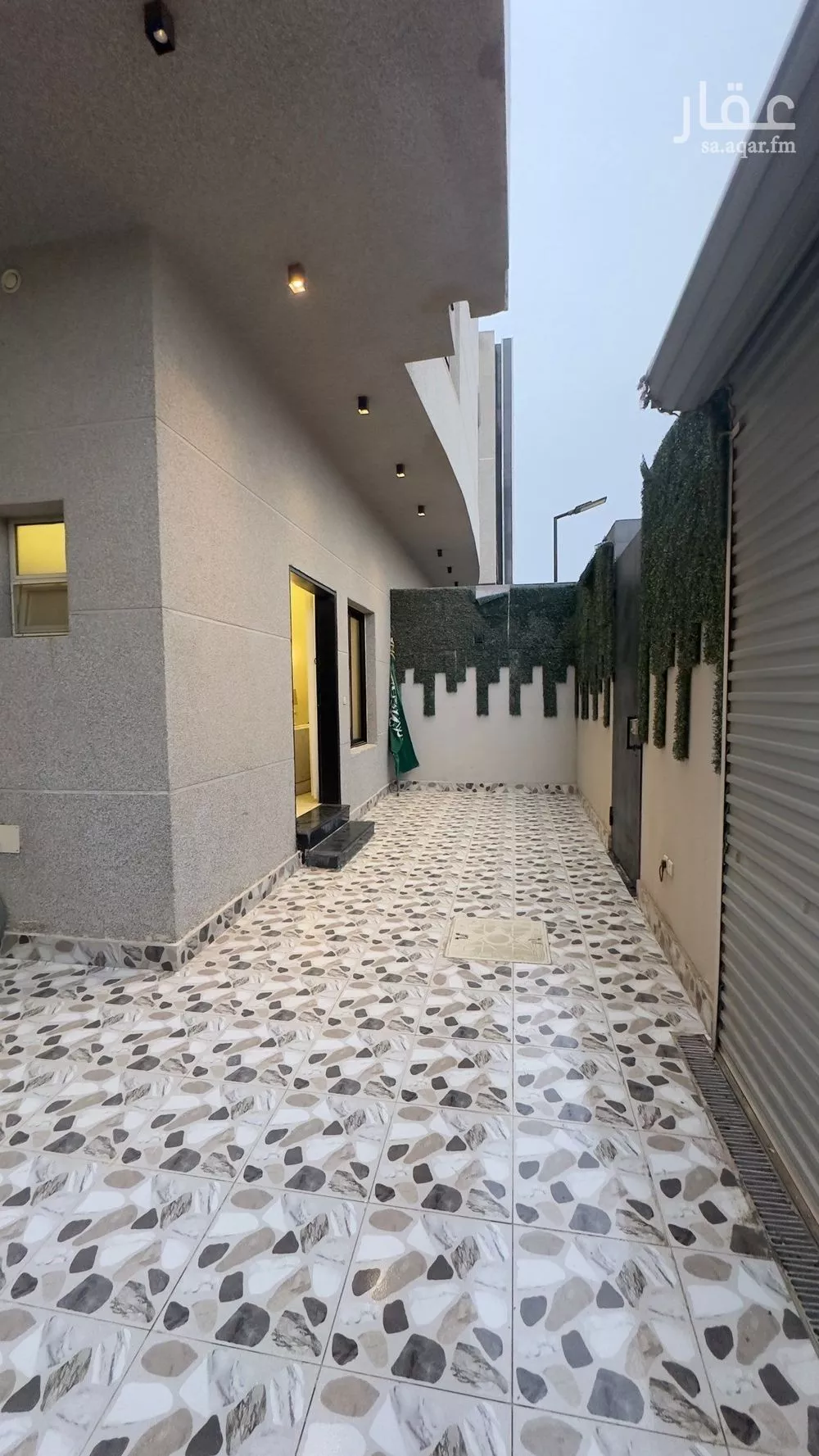 فيلا 6 غرف في الملقا 5