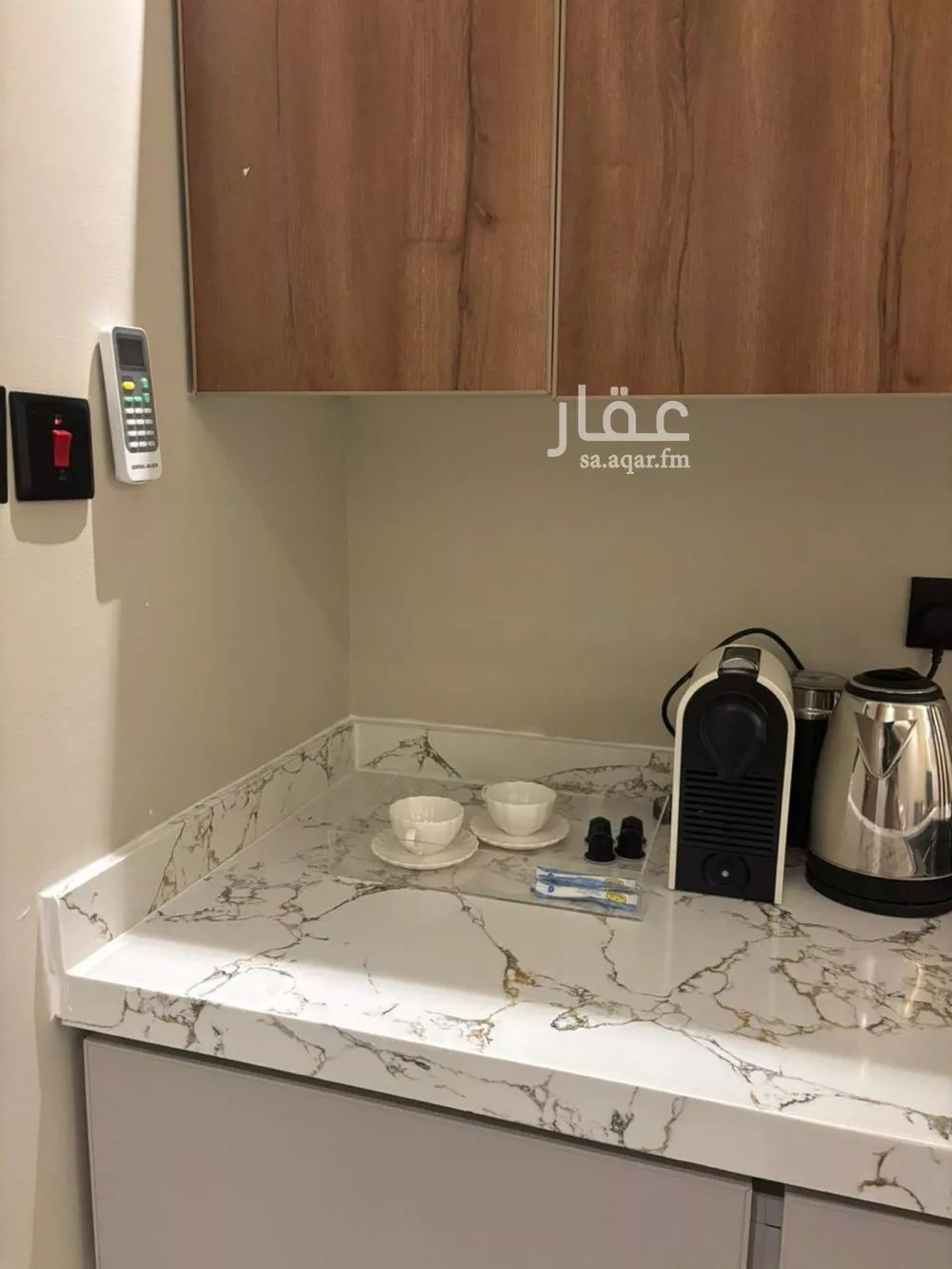 شقة 1 غرف في الملقا 4