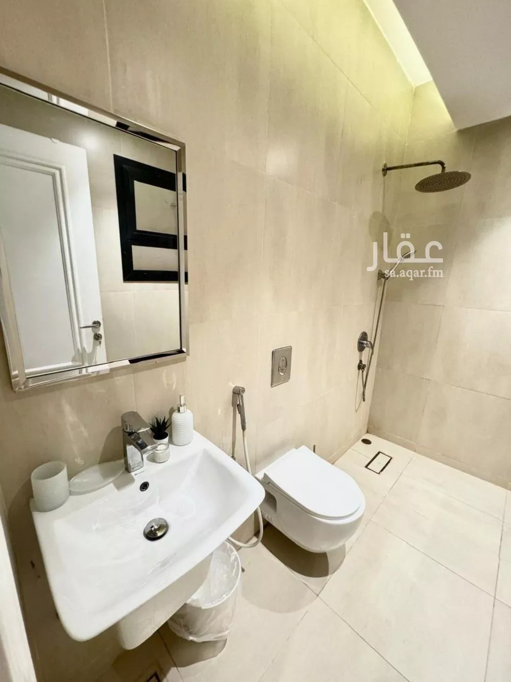 شقة 3 غرف في النرجس 1