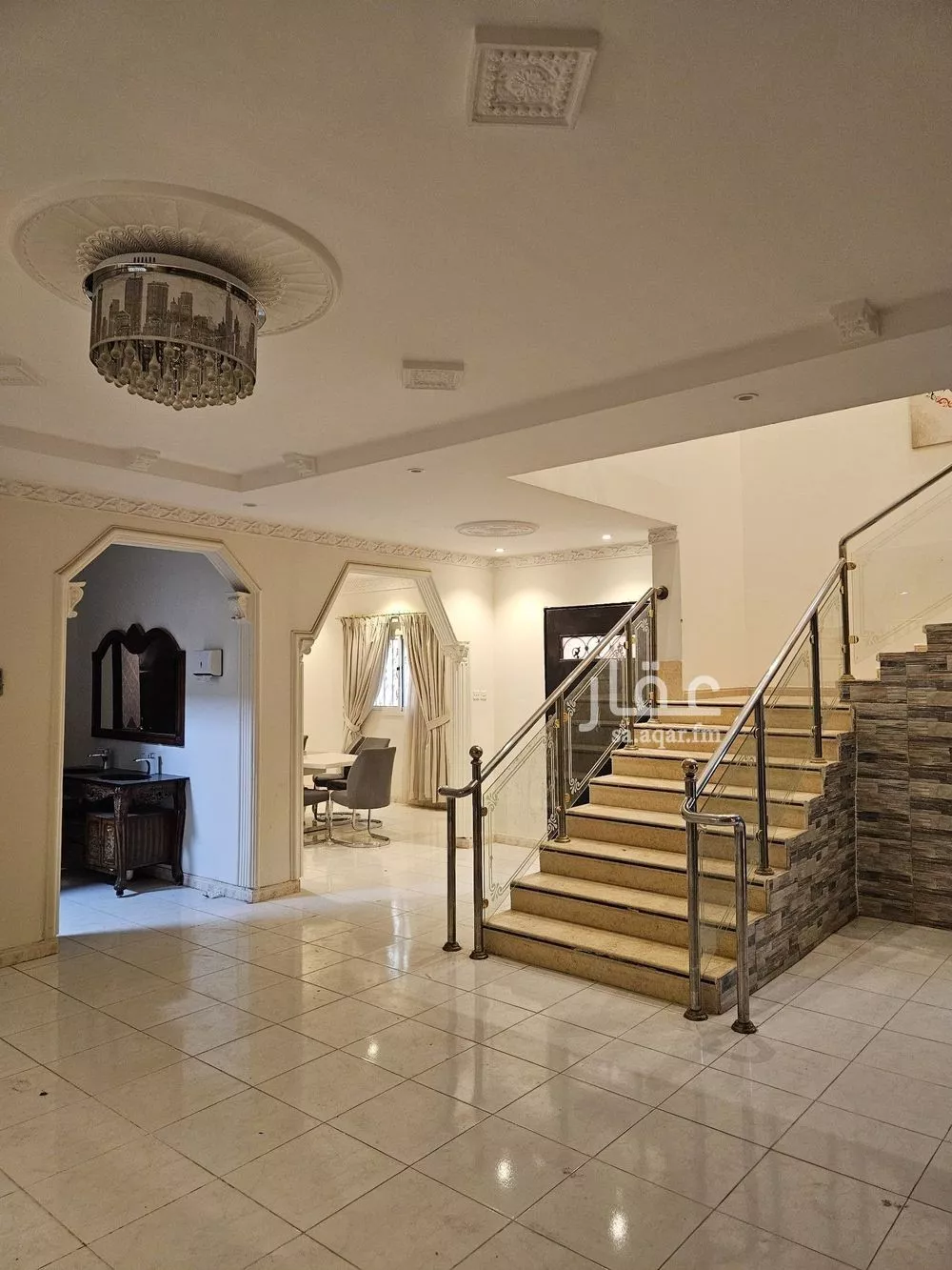 5 bedroom villa in Qurtubah 3