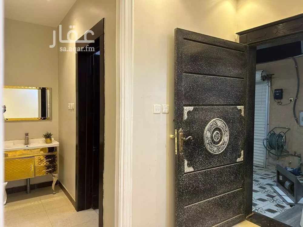 6 bedroom villa in Al Munsiyah, Riyadh 5