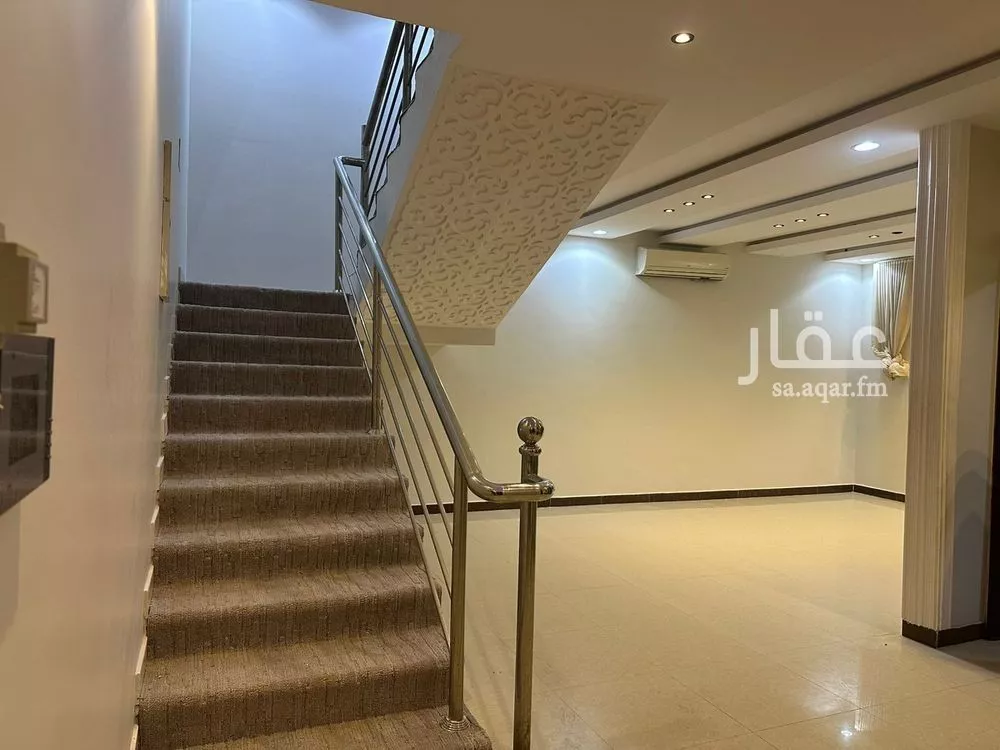 6 bedroom villa in Al Munsiyah, Riyadh 7