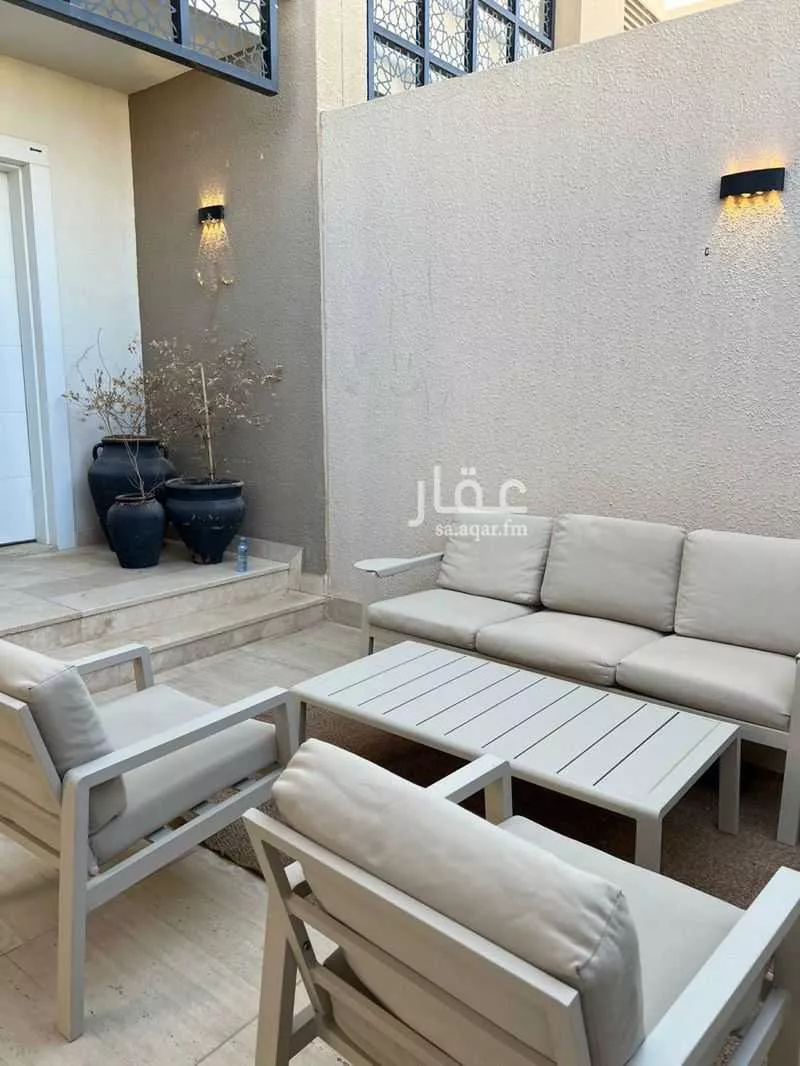 فيلا 4 غرف في الرمال 4