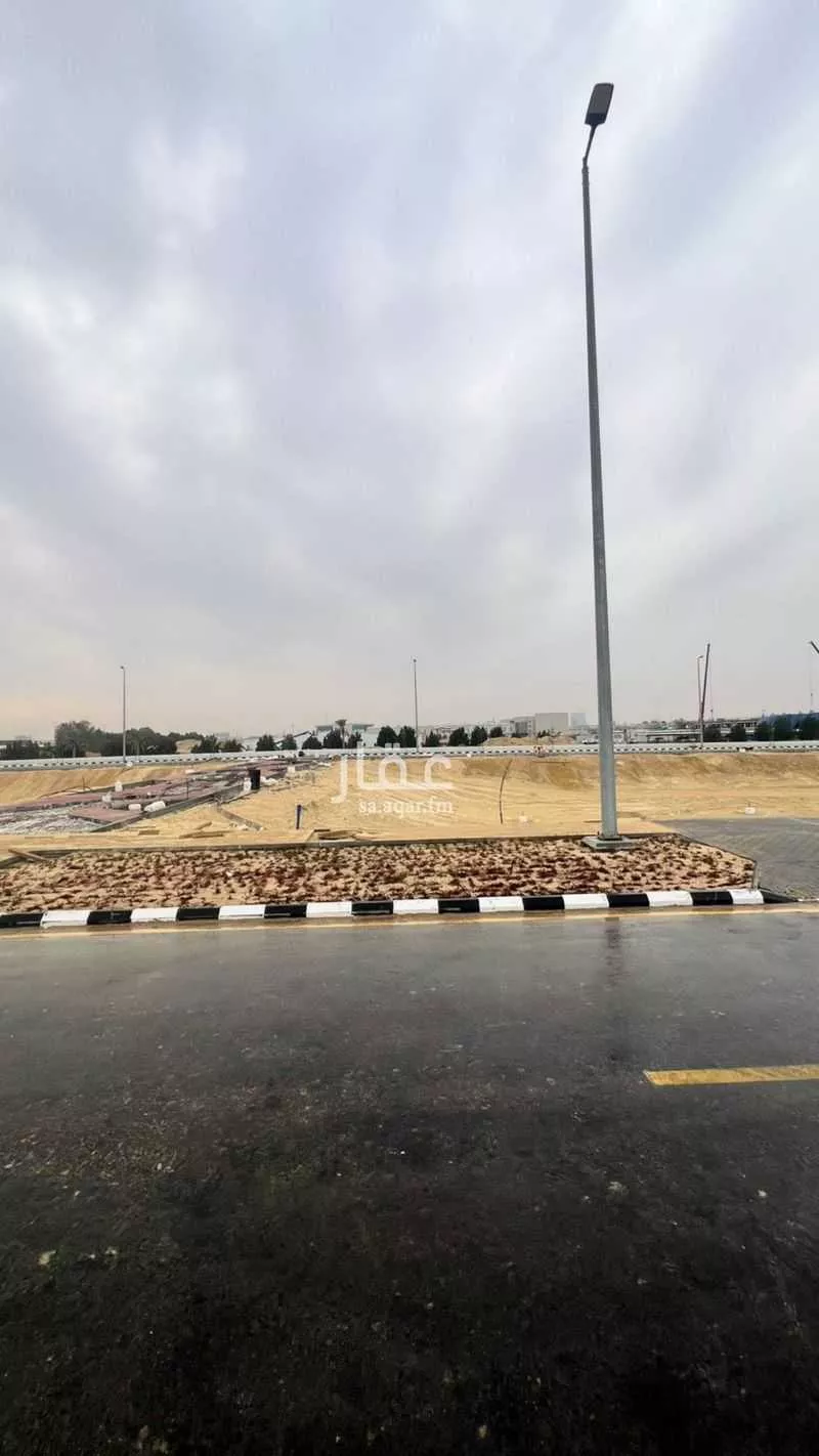 أرض 375 م² في الاتصالات 1