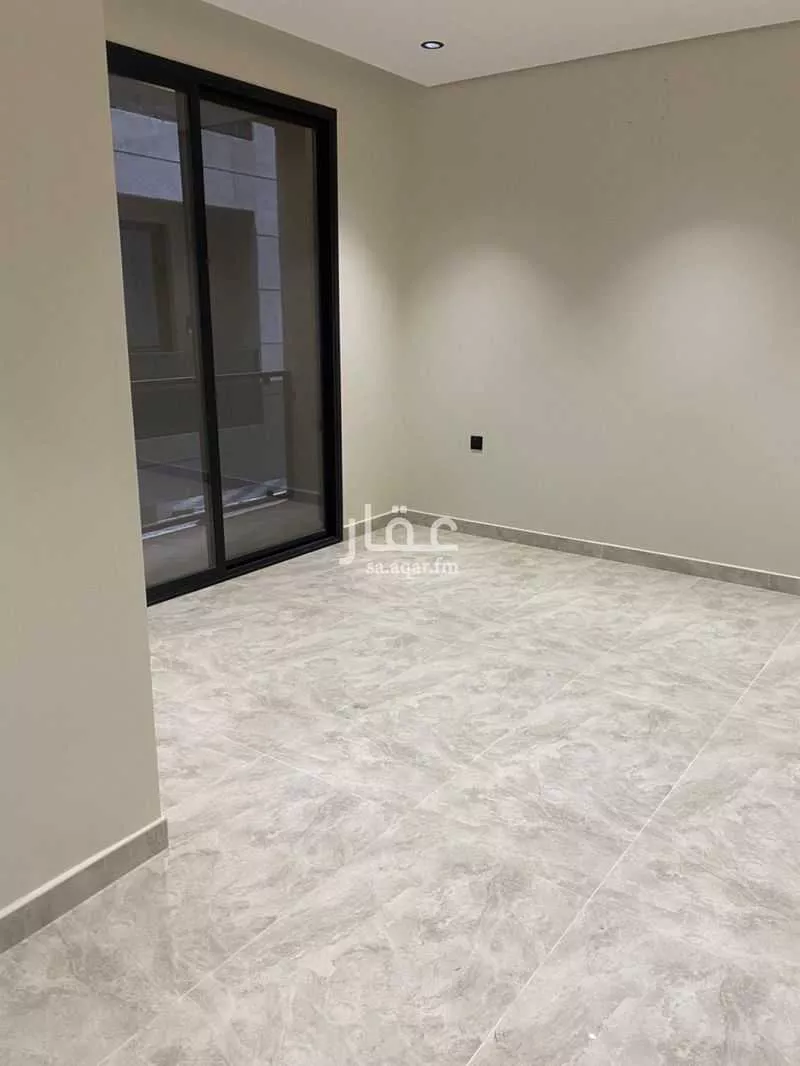 شقة 3 غرف في الحمرا 5