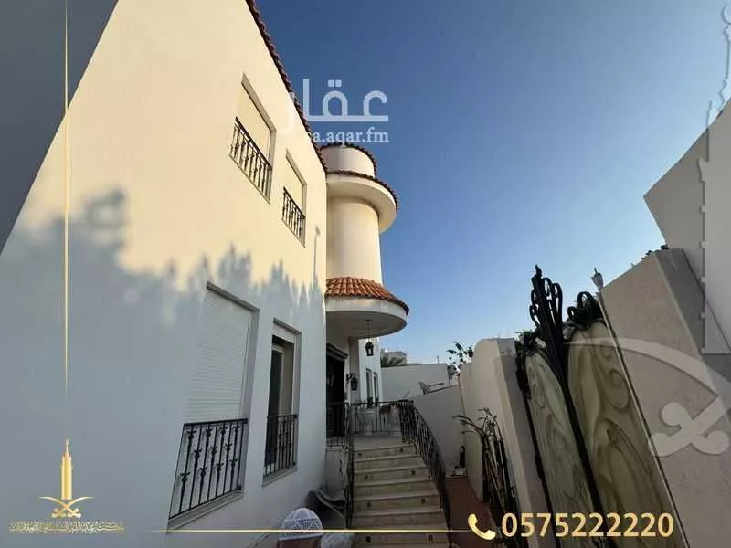 فيلا 5 غرف في الروضة 2