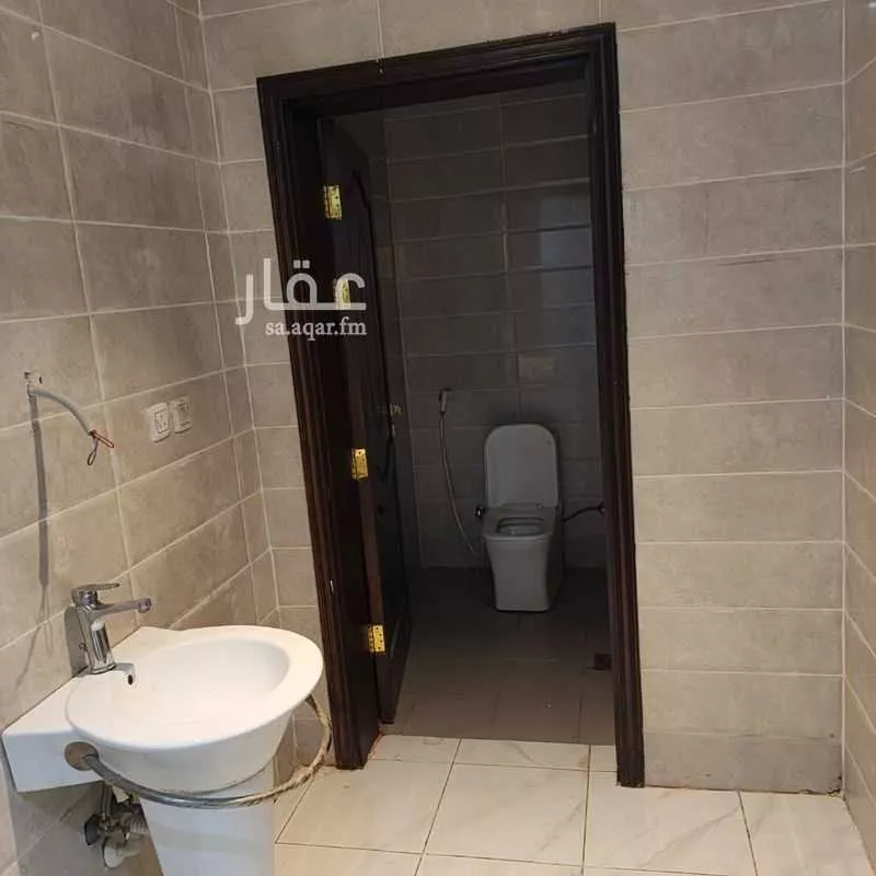 2 bedroom office in Al Rahmaniyyah, Jeddah 11