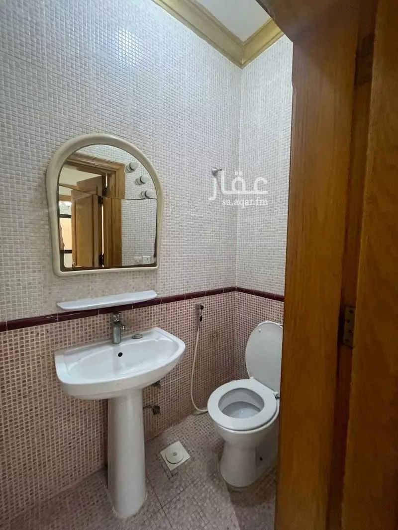 3 bedroom apartment in Al Khalidiyyah, Jeddah 5