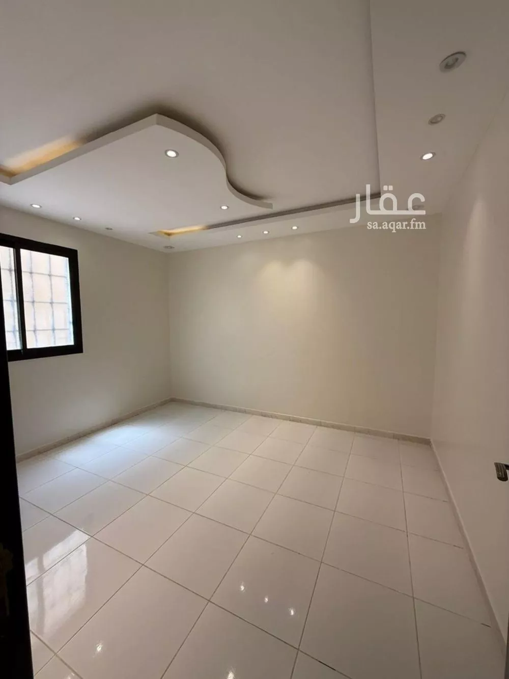 3 bedroom floor in Al Aridh 5
