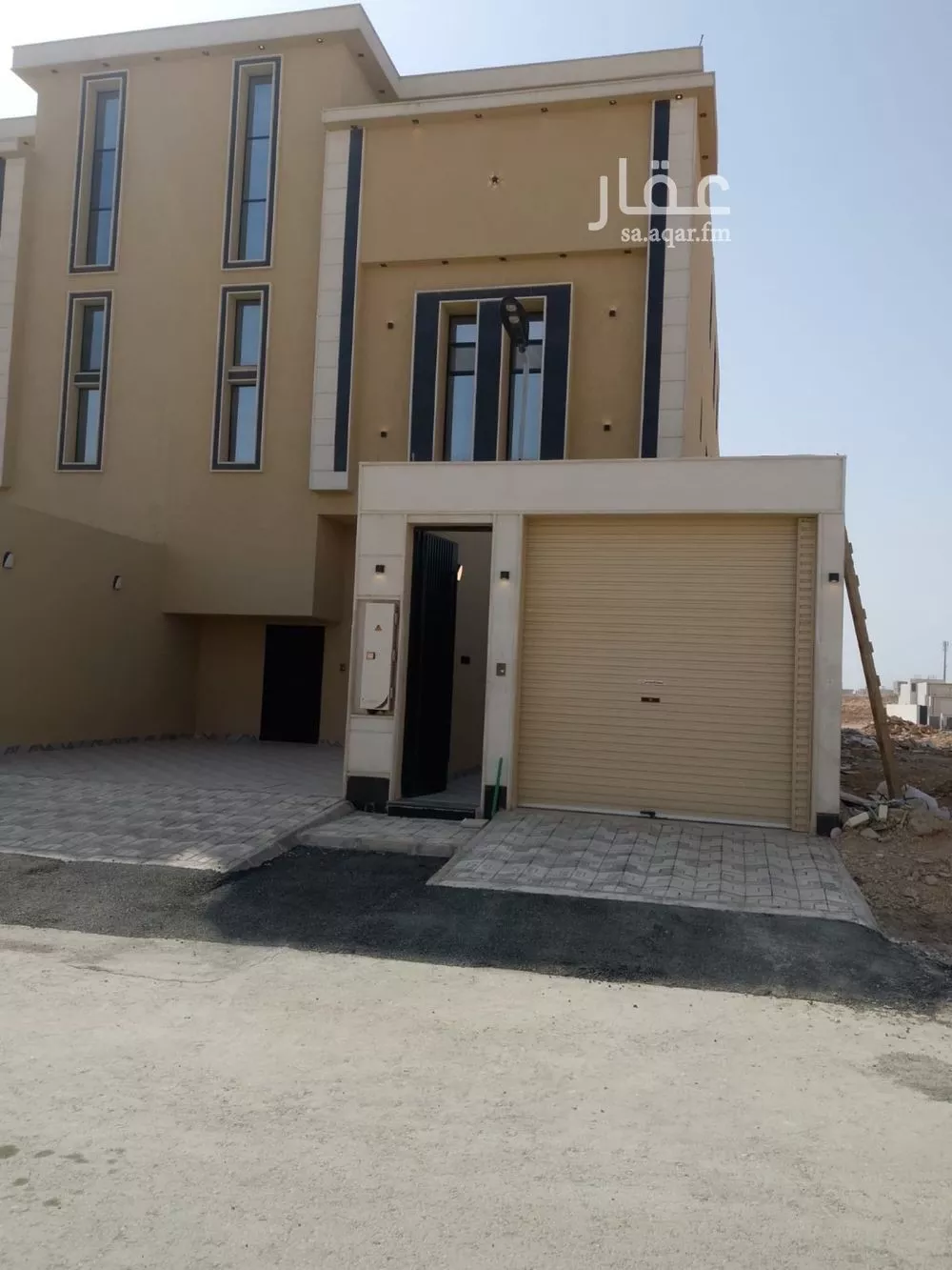 3 bedroom floor in Dahiat Namar 5