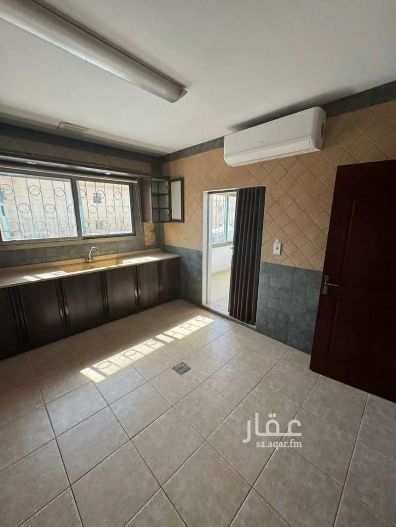 4 bedroom apartment in Al Jawharah, Eastern Province 18