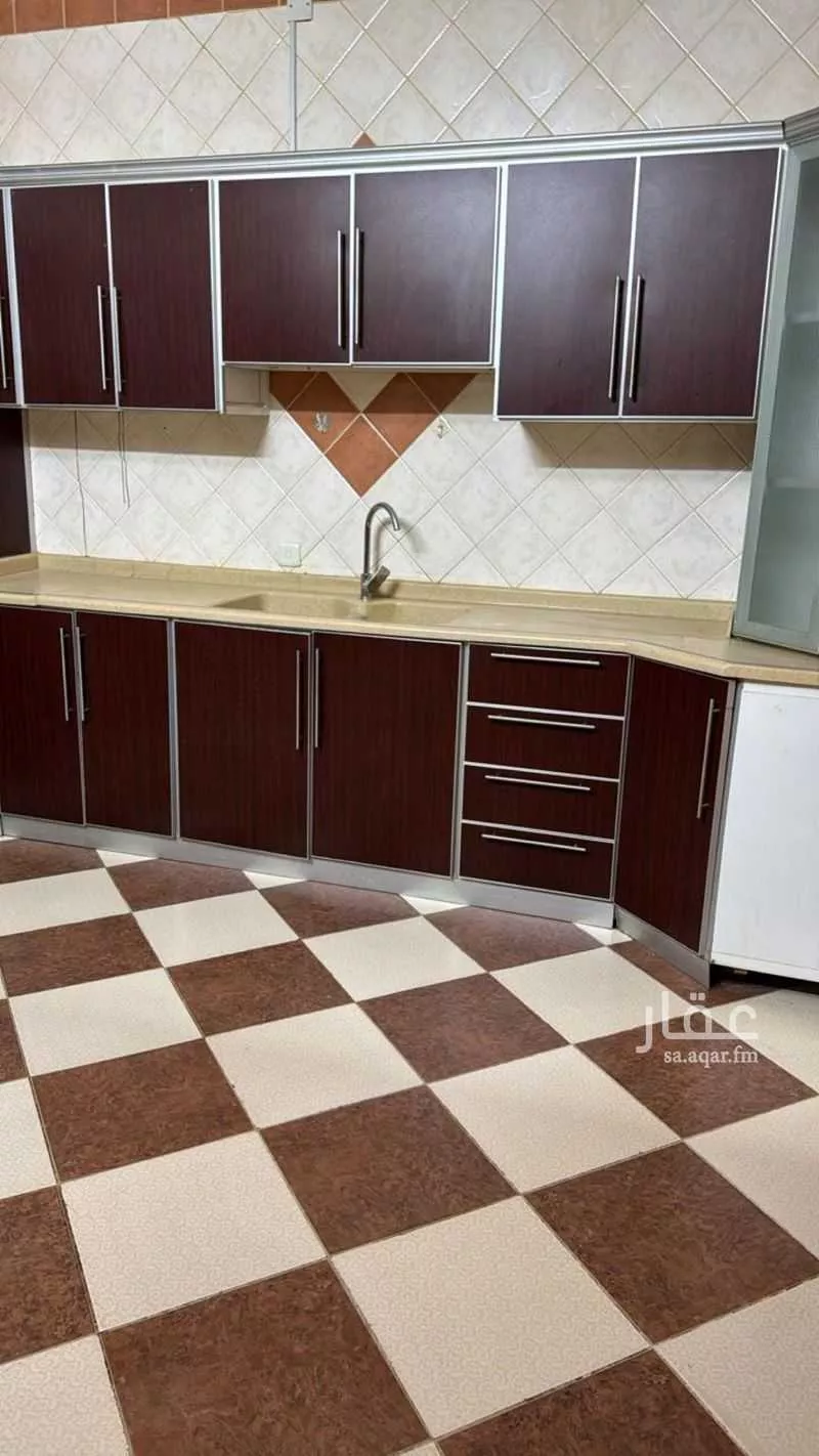 3 bedroom apartment in Tuwaiq 4