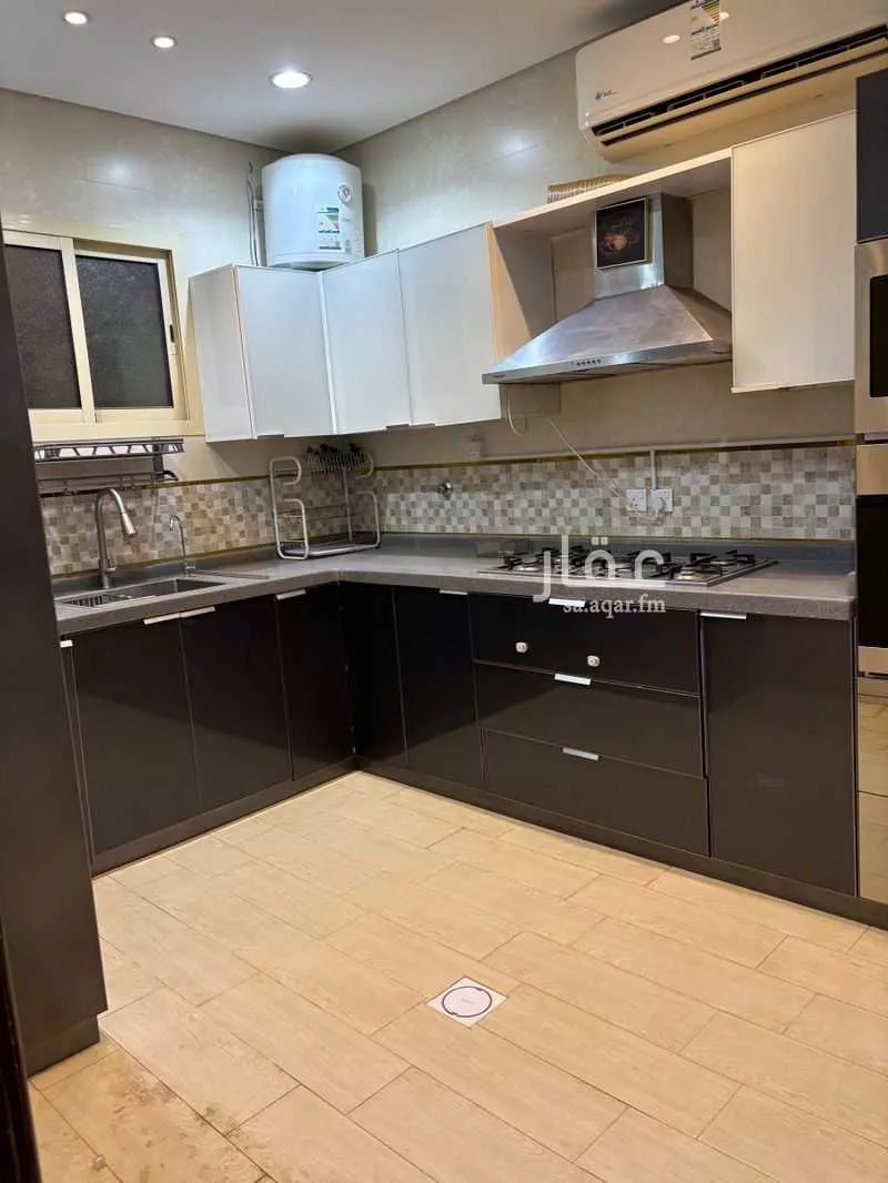 5 bedroom floor in Badr 5