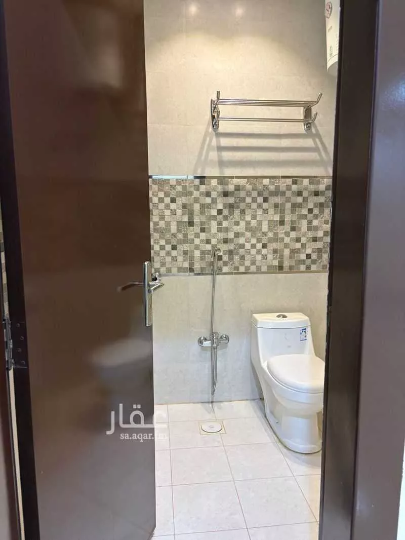 5 bedroom floor in Badr 3