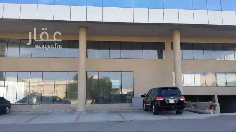 مكتب 1670 م² في العليا 3