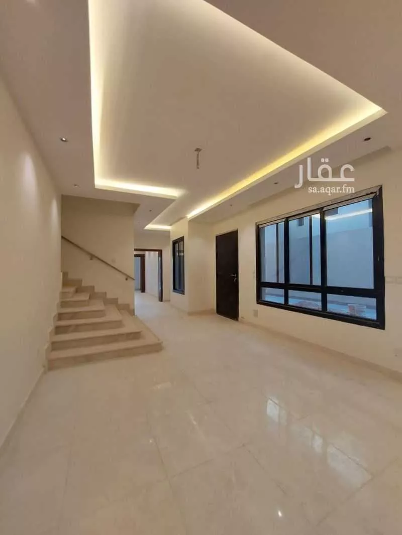 فيلا 7 غرف في الجنادرية 1