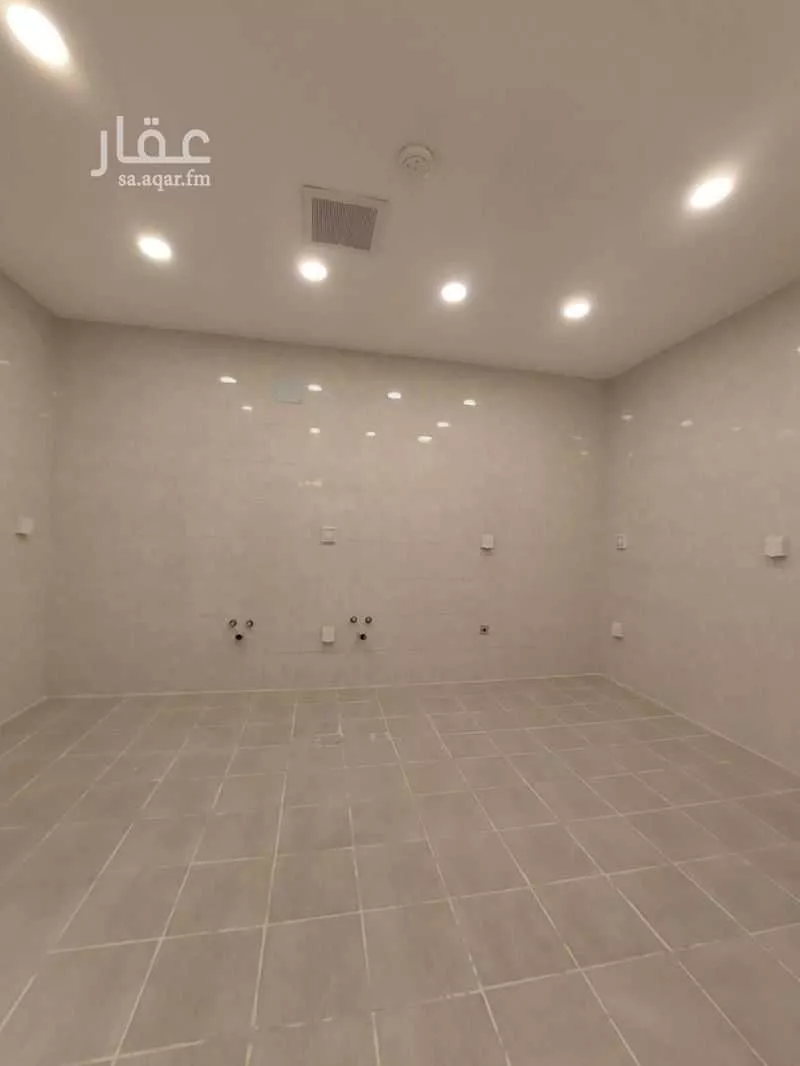 فيلا 7 غرف في الجنادرية 2